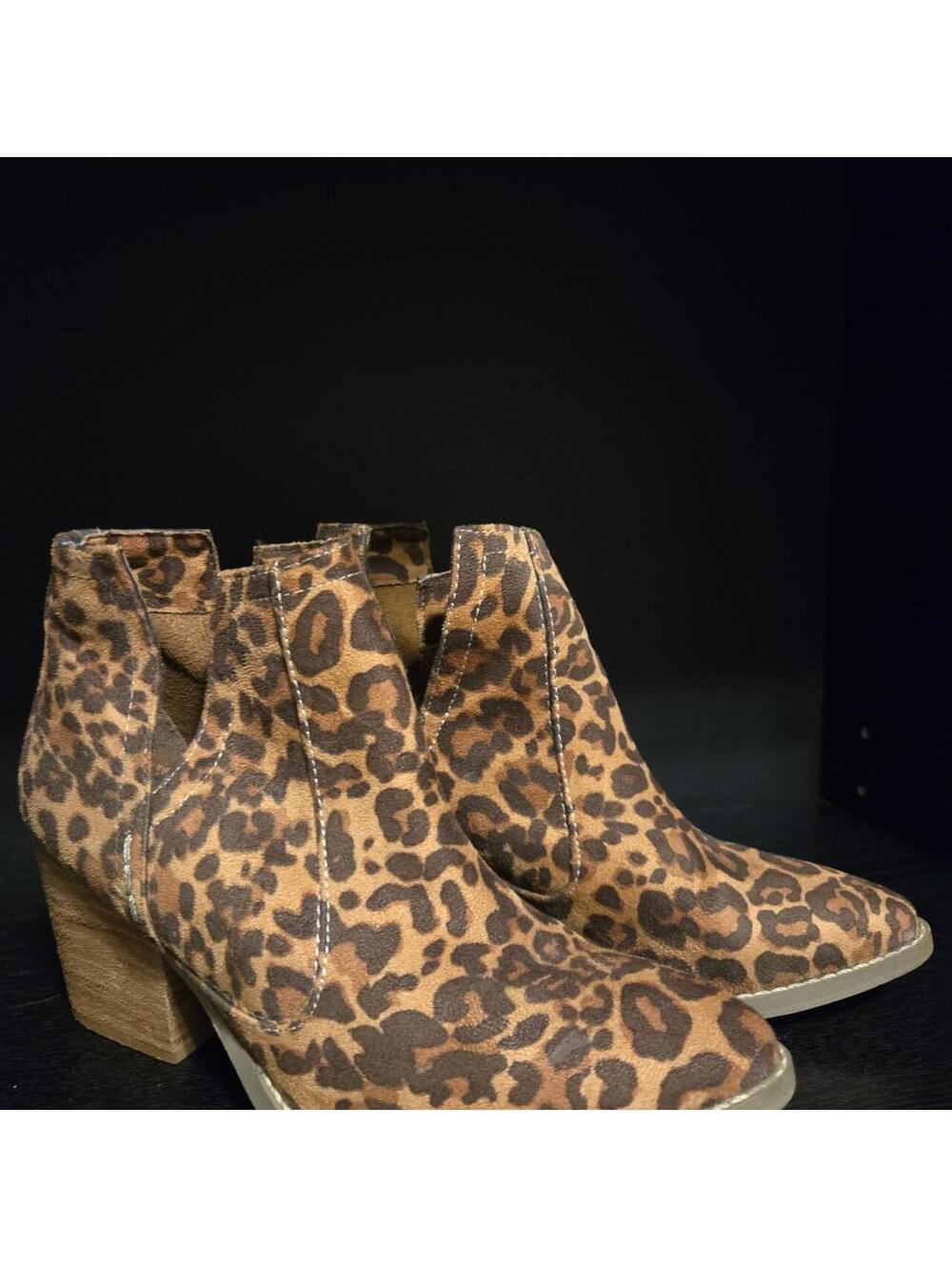 Not Rated Women's Multi and Brown Boot